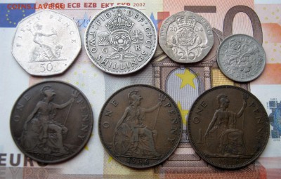 БРИТАНИЯ 7 монет от 1 пенни до 2 шиллингов 1917-2005. 03.10. - 020.JPG