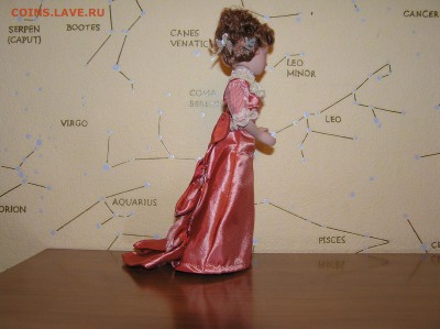 кукла фарфоровая в викторианском платье - P1010005.JPG