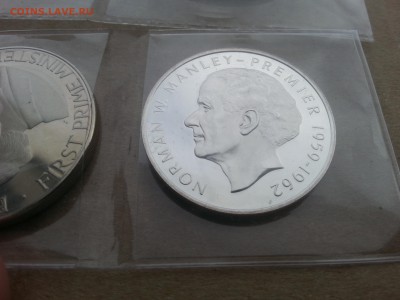 Ямайка 5 долларов 1976 и 1981, 1 доллар 1971 - 20170325_105901