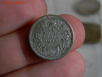4 рупии Индия 1942г - DSCN0106.JPG