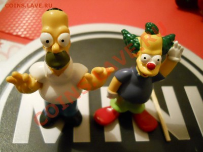 Фигурки Симпсонов разных много в продаже - Гомер и Красти 3.JPG