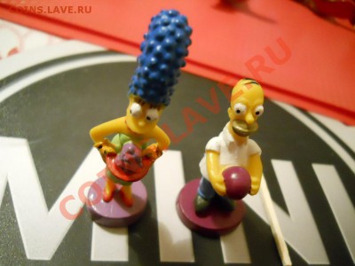 Фигурки Симпсонов разных много в продаже - Мардж и Гомер 2.JPG