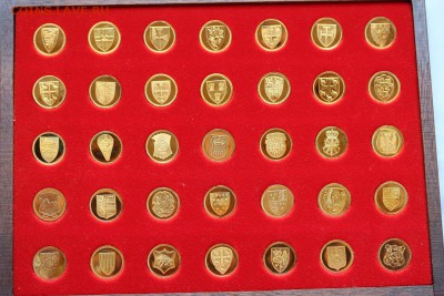 Набор настольных медалей "Короли Англии" - 5 1 планшет R.JPG