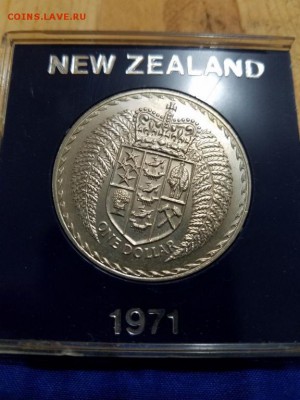 Крона Шайба Новая Зеландия 1$ доллар 1971 в памятной коробке - krona_shajba_novaja_zelandija_1_dollar_1971_gerb_pamjatnaja_korobka