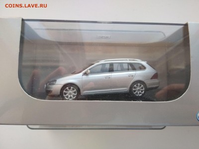 Volkswagen Golf V Variant, silver 2007(Autoart)1:43 до 27.07 - Golf_Pas_3