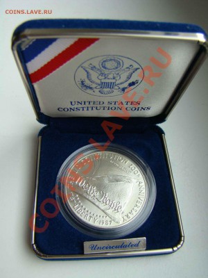 Серебрянный доллар США 1986 в футляре - DSC06430.JPG