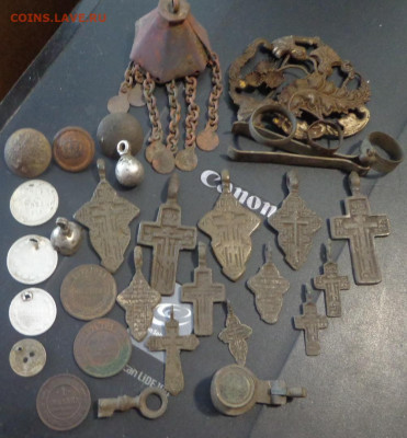 Копанина-крестики,пуговки,украшения,монетки - DSC06769.JPG