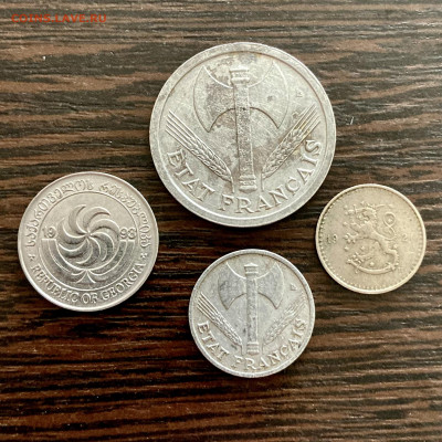 Лот из 4 иностранных монет. До 22:00 17.10.21 - BFCC5ABD-35CE-4A83-B1D9-077E226C25FD
