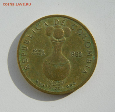Колумбия 20 песо 1982 г. до 07.04.22 - DSCN4388.JPG
