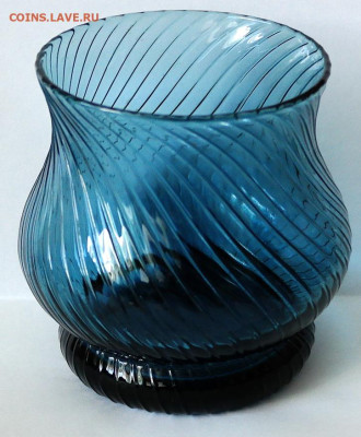 винтажное советское стекло. Синяя ваза - маленькая синяя ваза.JPG