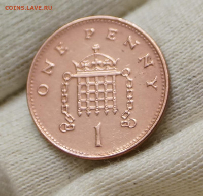 Великобритания 1 пенни 1996 с рубля - DSC07940.JPG