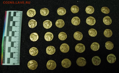 В Керчи нашли клад монет времен Александра Македонского - klad